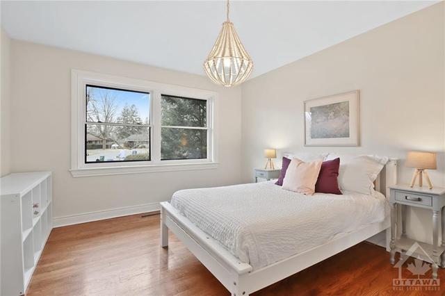 835 Killeen Avenue, House detached with 4 bedrooms, 3 bathrooms and 6 parking in Ottawa ON | Image 17