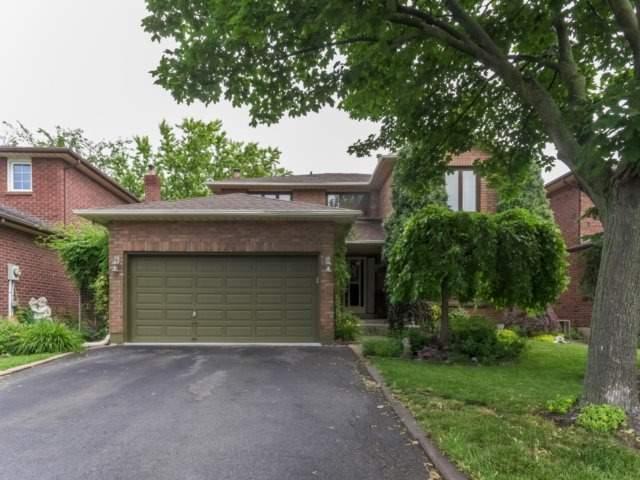 1319 Greenwood Cres, House detached with 4 bedrooms, 3 bathrooms and 2 parking in Oakville ON | Image 1