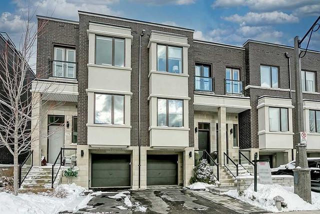 276 Vellwood Common, House attached with 2 bedrooms, 3 bathrooms and 2 parking in Oakville ON | Image 1