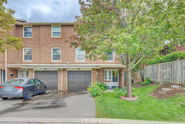 31 Eden Park Dr, Townhouse with 4 bedrooms, 3 bathrooms and 2 parking in Brampton ON | Image 1