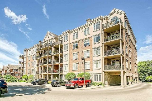 102 - 396 Plains Rd E, Condo with 2 bedrooms, 2 bathrooms and 1 parking in Burlington ON | Image 12