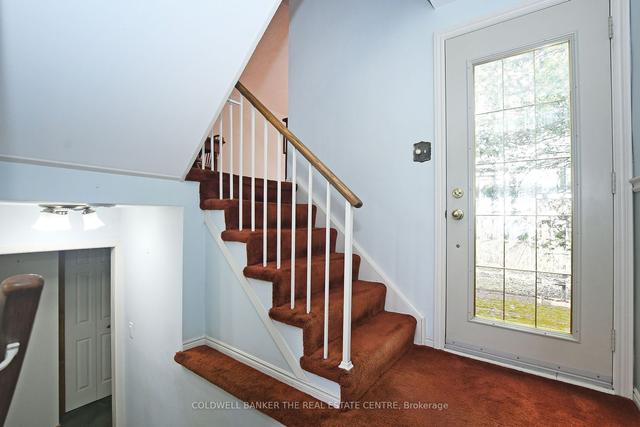 73 St. Andrews Crt, House attached with 4 bedrooms, 2 bathrooms and 4 parking in Aurora ON | Image 36