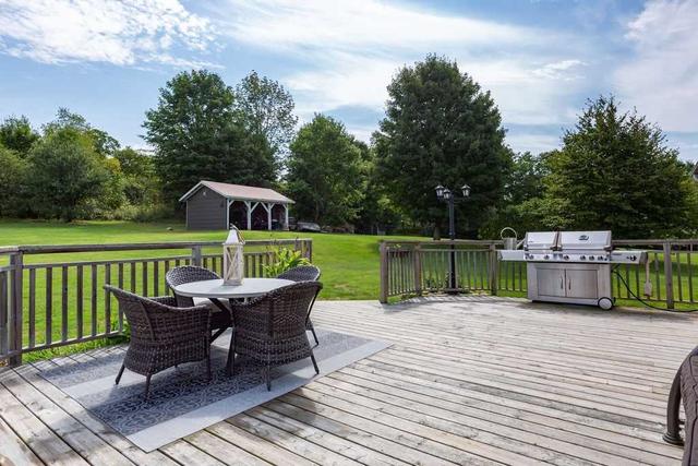 1038 Olsen Rd, Home with 2 bedrooms, 3 bathrooms and 32 parking in Muskoka Lakes ON | Image 13