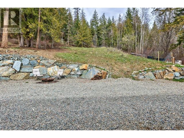 1254 Lee Creek Drive, House detached with 3 bedrooms, 3 bathrooms and null parking in Columbia Shuswap F BC | Image 32