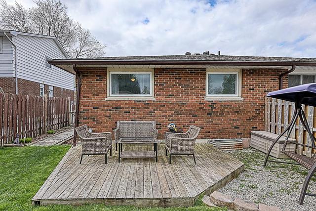 17 Witty Avenue, House semidetached with 3 bedrooms, 1 bathrooms and 4 parking in Ingersoll ON | Image 37