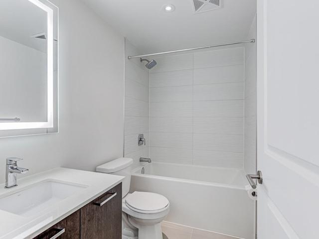 319 - 2301 Danforth Ave, Condo with 1 bedrooms, 1 bathrooms and 1 parking in Toronto ON | Image 6