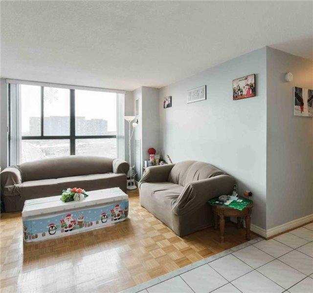 1402 - 3170 Kirwin Ave, Condo with 2 bedrooms, 2 bathrooms and 1 parking in Mississauga ON | Image 5