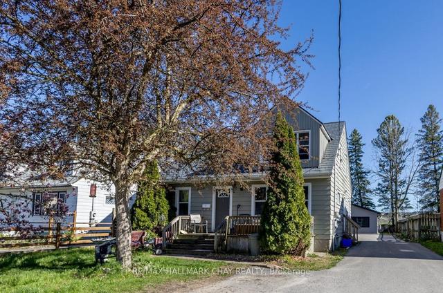 45 Campbell Ave, House detached with 5 bedrooms, 4 bathrooms and 6 parking in Barrie ON | Image 12