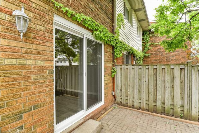 8 - 2085 Meadowbrook Rd, Townhouse with 2 bedrooms, 1 bathrooms and 1 parking in Burlington ON | Image 11