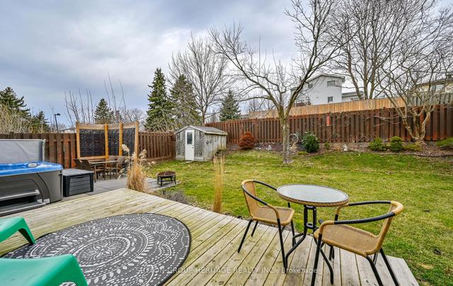 40 Panter Cres, House detached with 4 bedrooms, 3 bathrooms and 4 parking in Ajax ON | Image 15