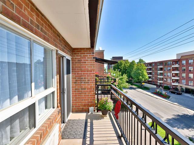 408 - 928 Millwood Rd, Condo with 1 bedrooms, 1 bathrooms and 1 parking in Toronto ON | Image 6