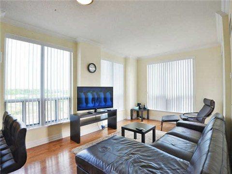 1001 - 2087 Lake Shore Blvd W, Condo with 2 bedrooms, 2 bathrooms and 1 parking in Toronto ON | Image 2