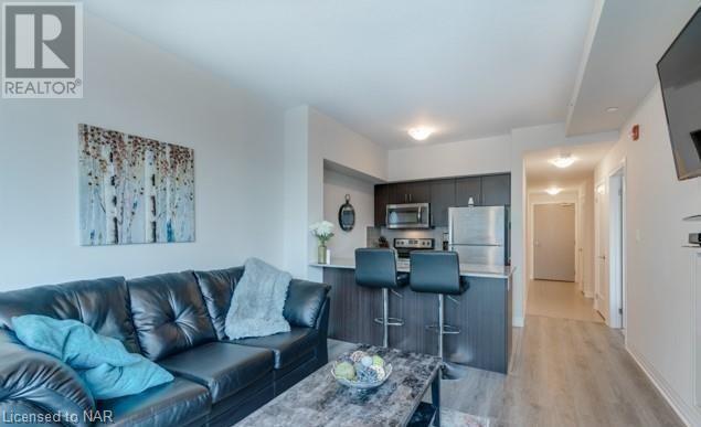 207 - 10 Concord Place, Condo with 1 bedrooms, 1 bathrooms and 1 parking in Grimsby ON | Image 9