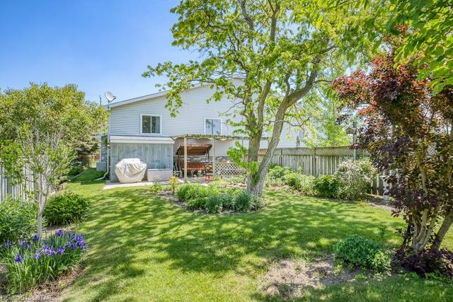 392 Mckellar Street, House semidetached with 4 bedrooms, 2 bathrooms and 5 parking in Strathroy Caradoc ON | Image 37