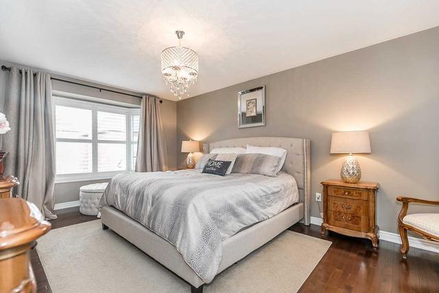 82 Valle Ave, House detached with 4 bedrooms, 5 bathrooms and 4 parking in Vaughan ON | Image 17