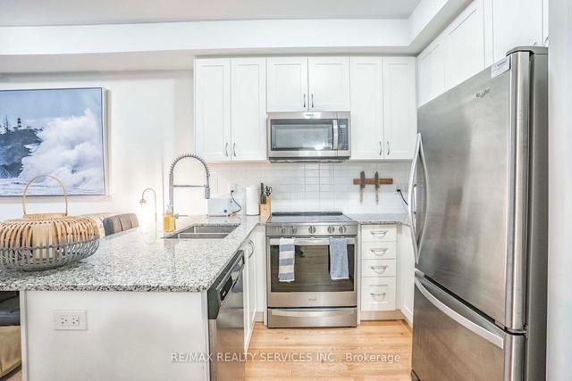 28 - 715 Lawrence Ave W, Townhouse with 2 bedrooms, 2 bathrooms and 1 parking in Toronto ON | Image 12