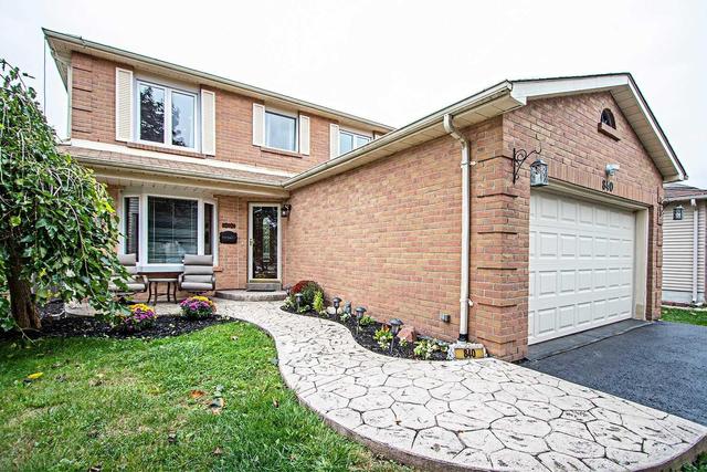 840 Crowells St, House detached with 3 bedrooms, 3 bathrooms and 3 parking in Oshawa ON | Image 1