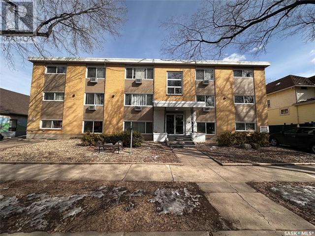 4 - 2121 Rae Street, Condo with 1 bedrooms, 1 bathrooms and null parking in Regina SK | Image 1
