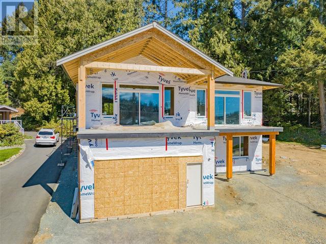 6632 Jenkins Rd, House detached with 6 bedrooms, 4 bathrooms and 6 parking in Nanaimo BC | Image 6
