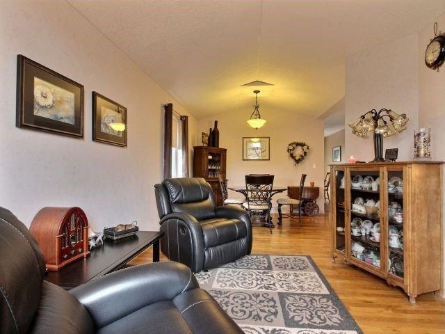 569 Sacred Heart Dr, House detached with 4 bedrooms, 3 bathrooms and 4 parking in LaSalle ON | Image 2