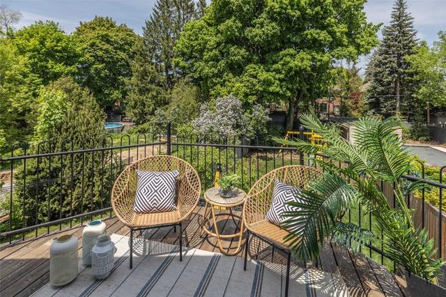 86 Sherwood Ave, House semidetached with 3 bedrooms, 3 bathrooms and 1 parking in Toronto ON | Image 6