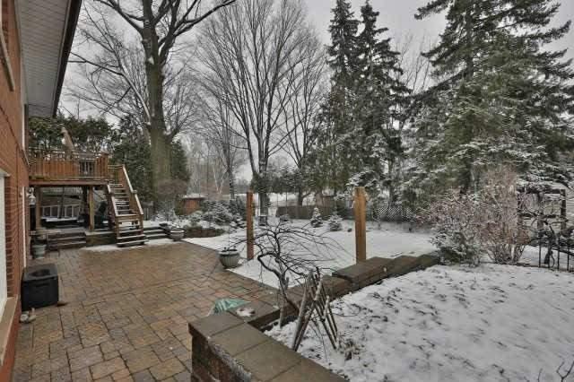 328 Burton Rd, House detached with 2 bedrooms, 2 bathrooms and 5 parking in Oakville ON | Image 11