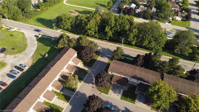 34 Lamson Crescent E, House attached with 3 bedrooms, 1 bathrooms and 2 parking in Owen Sound ON | Image 24