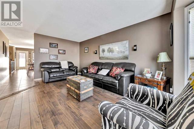 3307 61 Avenue, House detached with 5 bedrooms, 3 bathrooms and 4 parking in Lloydminster (Part) AB | Image 5