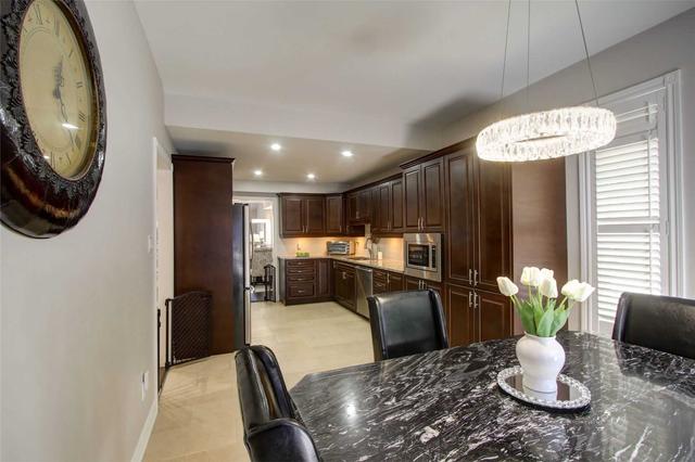 2 Wood Duck Island Way, Condo with 2 bedrooms, 4 bathrooms and 3 parking in Markham ON | Image 9
