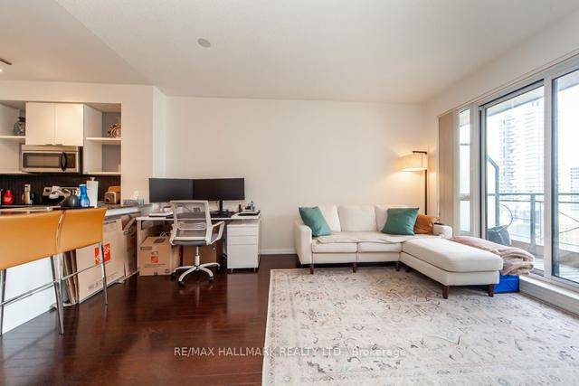 1516 - 35 Hayden St, Condo with 1 bedrooms, 1 bathrooms and 0 parking in Toronto ON | Image 27