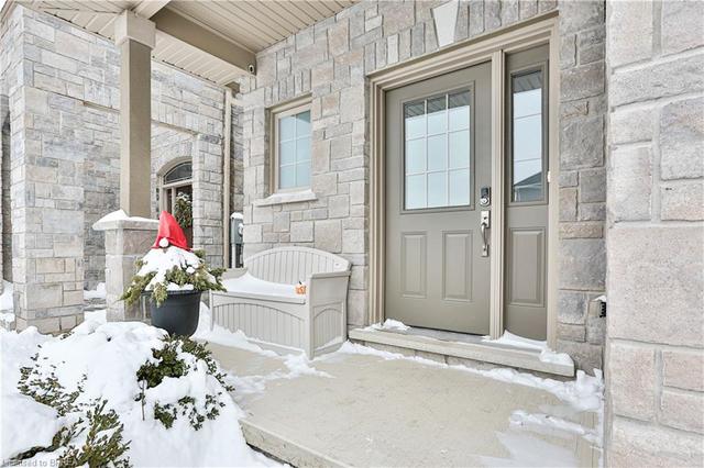12 Banks Street, House detached with 3 bedrooms, 2 bathrooms and null parking in Brantford ON | Image 5