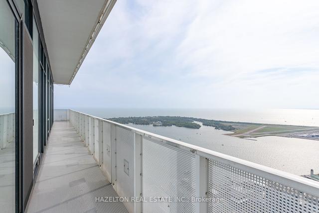 ph105 - 88 Harbour St, Condo with 3 bedrooms, 3 bathrooms and 2 parking in Toronto ON | Image 18