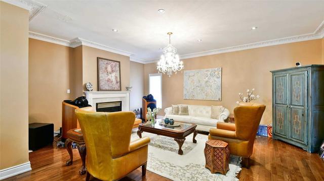 81 Woodview Dr, House detached with 5 bedrooms, 4 bathrooms and 11 parking in Pickering ON | Image 37