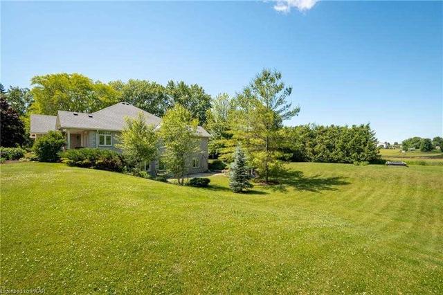 1086 Serpent Mounds Rd, House detached with 2 bedrooms, 3 bathrooms and 8 parking in Otonabee South Monaghan ON | Image 21