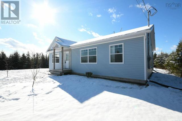 135 Mineville Road, House detached with 2 bedrooms, 2 bathrooms and null parking in Halifax NS | Image 17