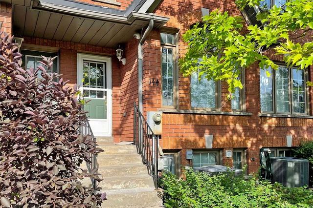 144 Rory Rd, Townhouse with 3 bedrooms, 3 bathrooms and 2 parking in Toronto ON | Image 36