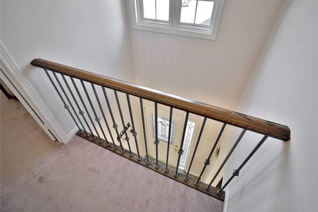 2140 Nightstar Dr, House detached with 3 bedrooms, 3 bathrooms and 3 parking in Oakville ON | Image 11