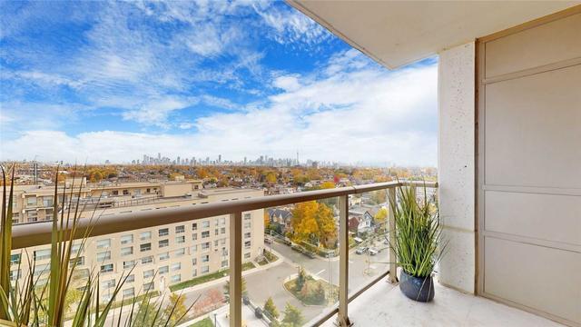 1004 - 812 Lansdowne Ave, Condo with 1 bedrooms, 1 bathrooms and 0 parking in Toronto ON | Image 2