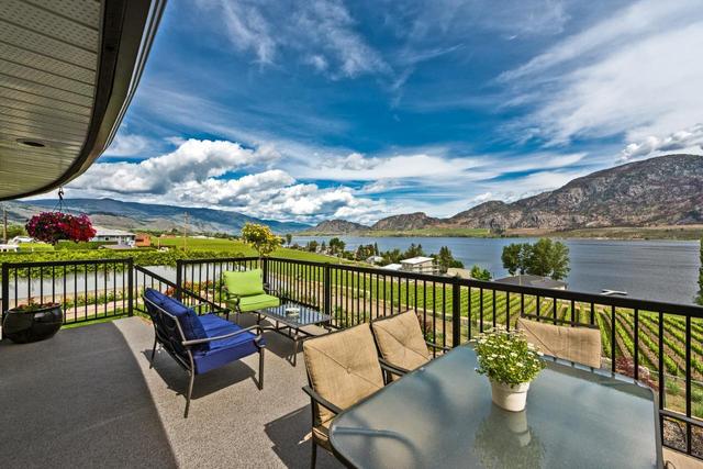 10215 87th Street, House detached with 4 bedrooms, 3 bathrooms and 2 parking in Okanagan Similkameen A BC | Image 1