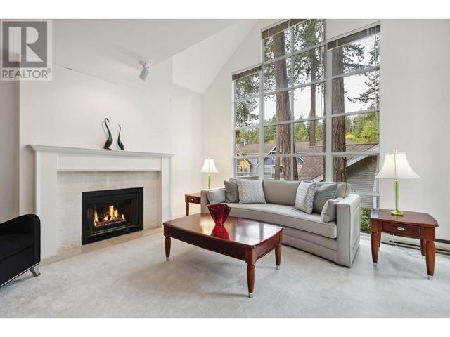 201 - 3399 Capilano Crescent, Condo with 2 bedrooms, 0 bathrooms and 2 parking in North Vancouver BC | Image 2