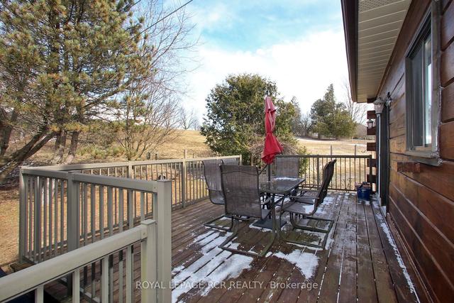 713 Cottingham Rd, House detached with 2 bedrooms, 2 bathrooms and 8 parking in Kawartha Lakes ON | Image 13