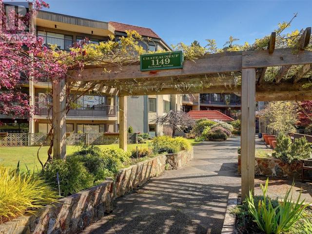 314 - 1149 Rockland Ave, Condo with 2 bedrooms, 2 bathrooms and 1 parking in Victoria BC | Image 25