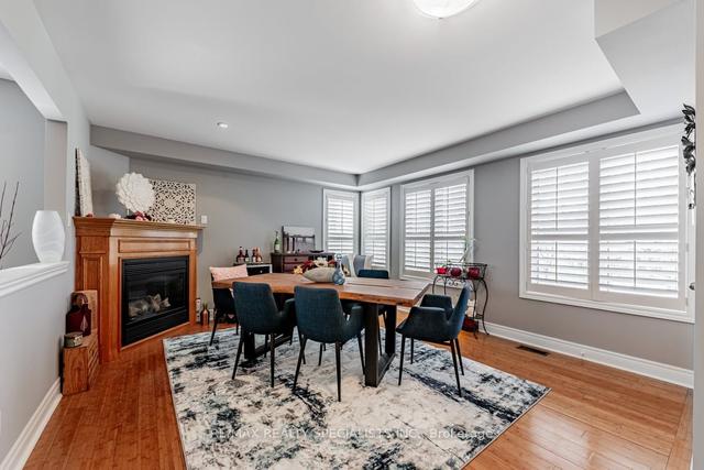 2376 Nichols Dr, House semidetached with 3 bedrooms, 3 bathrooms and 3 parking in Oakville ON | Image 17