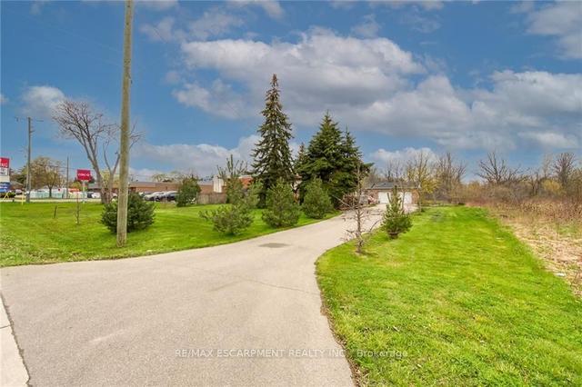 24 Talbot St E St E, House detached with 2 bedrooms, 2 bathrooms and 10 parking in Haldimand County ON | Image 27