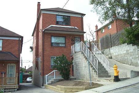 70 Lacey Ave, House detached with 5 bedrooms, 3 bathrooms and 4 parking in Toronto ON | Image 1