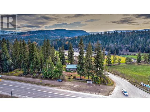 11 Gardom Lake Road, House detached with 2 bedrooms, 2 bathrooms and null parking in North Okanagan F BC | Image 55