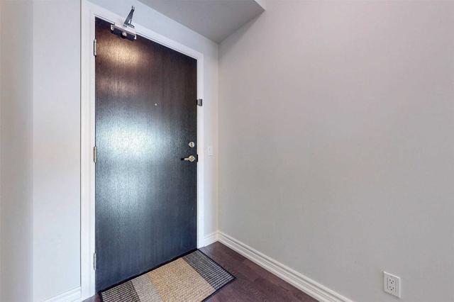 409 - 23 Glebe Rd W, Condo with 2 bedrooms, 2 bathrooms and 1 parking in Toronto ON | Image 15