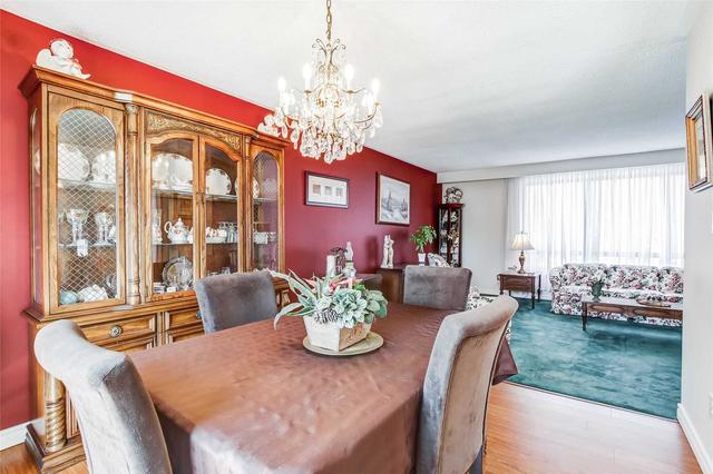 8654 Mississauga Rd, House detached with 4 bedrooms, 2 bathrooms and 20 parking in Brampton ON | Image 2