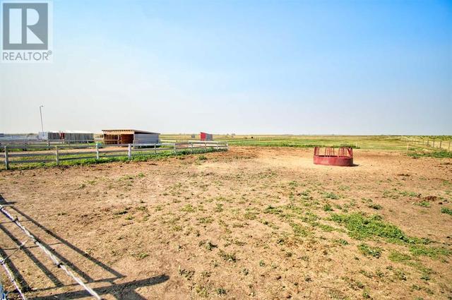 232060 Range Road 245, Home with 3 bedrooms, 2 bathrooms and null parking in Wheatland County AB | Image 49