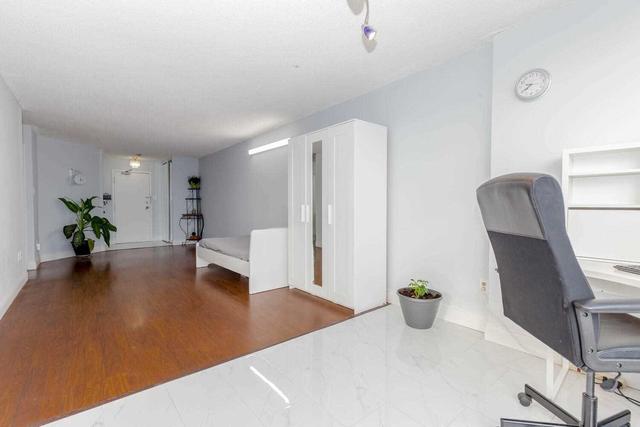 1606 - 1 Rowntree Rd, Condo with 2 bedrooms, 2 bathrooms and 1 parking in Toronto ON | Image 7
